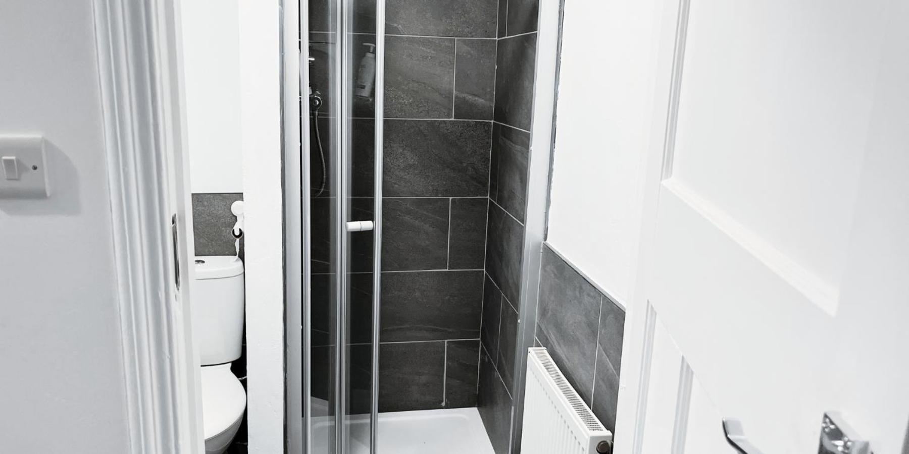 Private Room In Modern House Near Nottingham Exterior foto